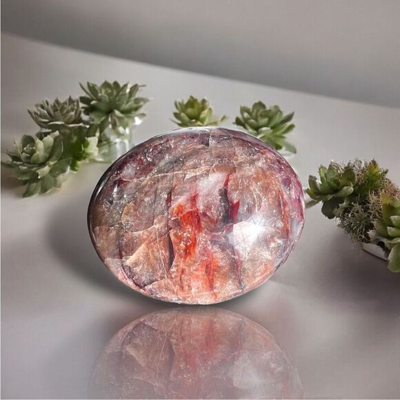Fire Quartz Crystal Large‎ Palmstone with Rainbow Flash - Picture 1 of 12